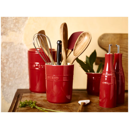 Staub Ceramique 15 cm ceramic Utensil holder, cherry