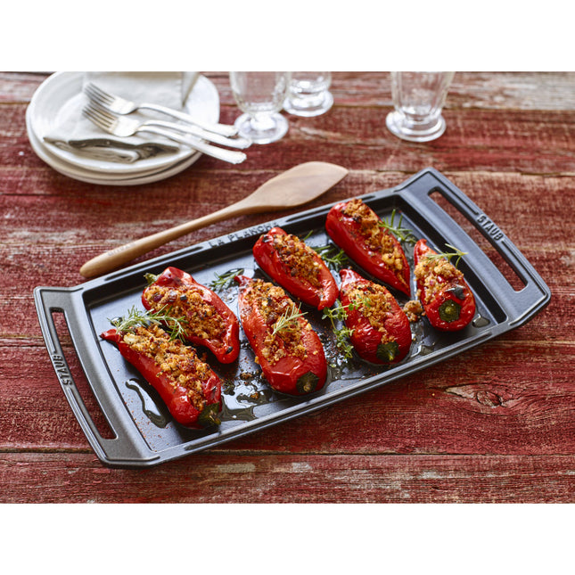 Staub Pans Plancha 38 cm x 25 cm, cast iron