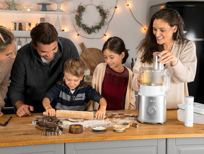 <h2><strong>It's a Culinary World</strong></h2>