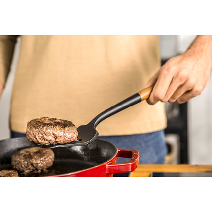 Staub 31 cm silicone Turner, black