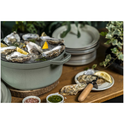 Staub La Cocotte 5.25 l cast iron round Cocotte, eucalyptus - Visual Imperfections