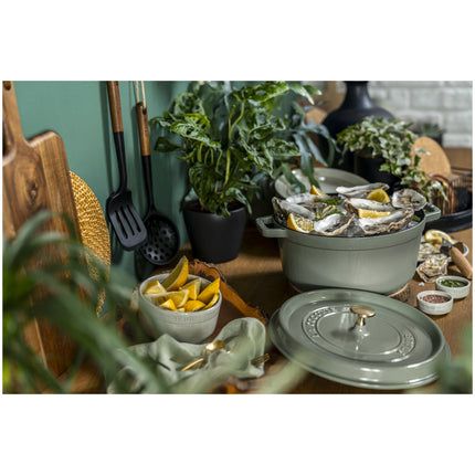 Staub La Cocotte 5.25 l cast iron round Cocotte, eucalyptus - Visual Imperfections