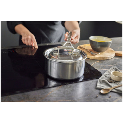 Demeyere Industry 5 2.2 l 18/10 Stainless Steel round Sauce pan with lid, silver