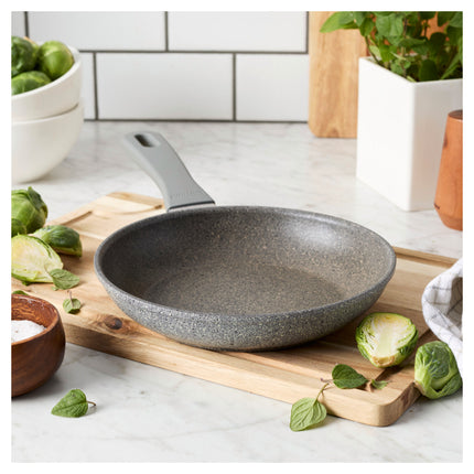 ZWILLING Parma Plus 20 cm / 8 inch aluminum Frying pan