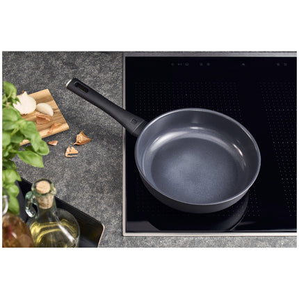 ZWILLING Madura Plus Saute pan, 24 cm, aluminum, Titanium-reinforced ceramic non-stick coating