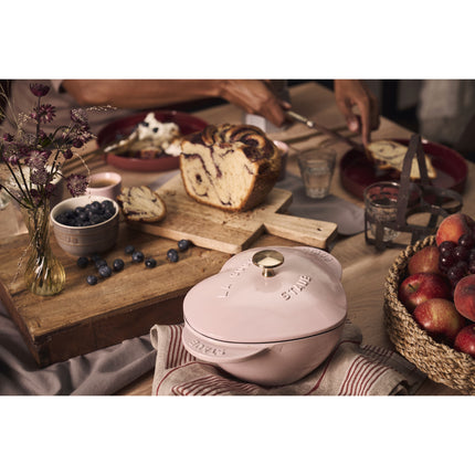 Staub La Cocotte 1.75 l cast iron heart Cocotte