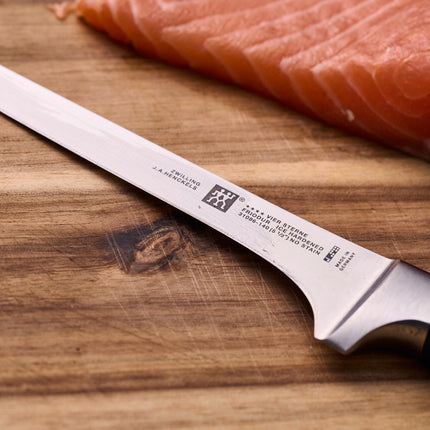 ZWILLING **** Four Star 5.5-inch, Boning knife