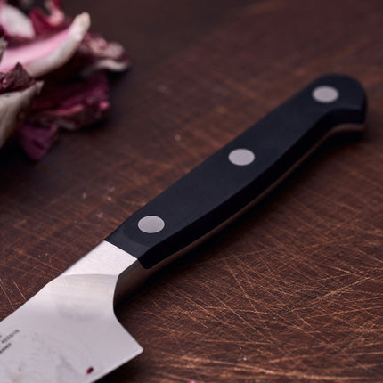 ZWILLING Pro 5.5-inch, Chef's knife compact
