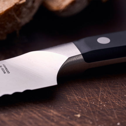 ZWILLING Pro 8-inch, Bread knife