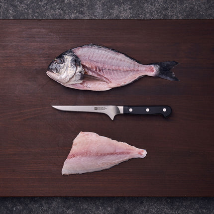 ZWILLING Pro 5.5-inch, Boning knife