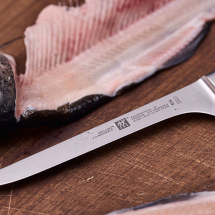 ZWILLING Professional S 5.5-inch, Boning knife