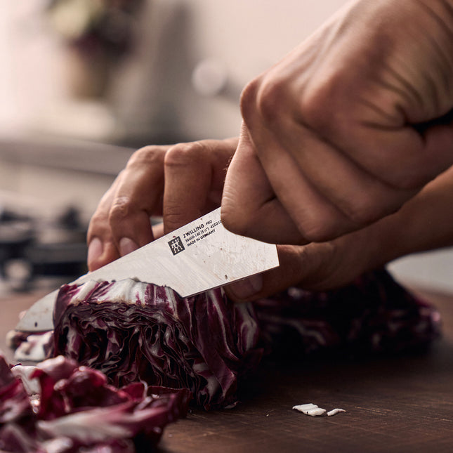 ZWILLING Pro 5.5-inch, Chef's knife compact