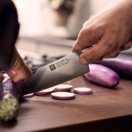 ZWILLING Pro le blanc 7-inch, Chef's knife, white