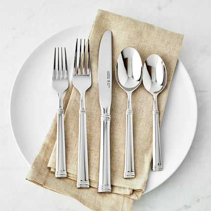 Henckels Plaza Multiple place set 65 Piece