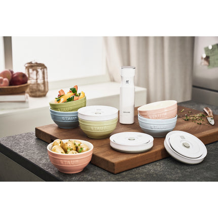 Fresh & Save Bowls and STAUB Macaroon Set