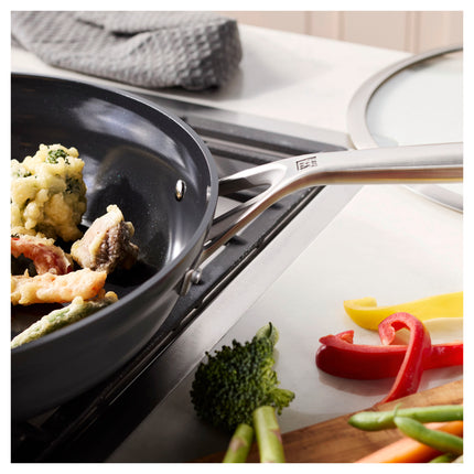 ZWILLING Motion Ceramic 33 cm aluminum deep saute pan with lid