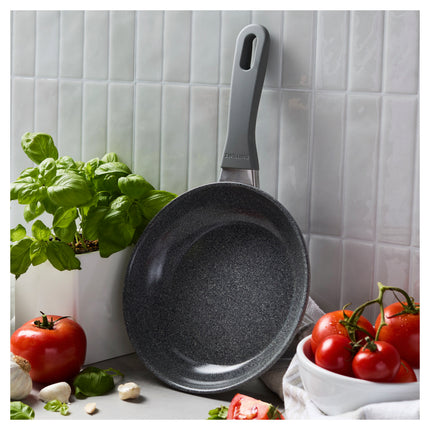 ZWILLING Parma Plus Ceramic 20 cm / 8 inch aluminum Frying pan