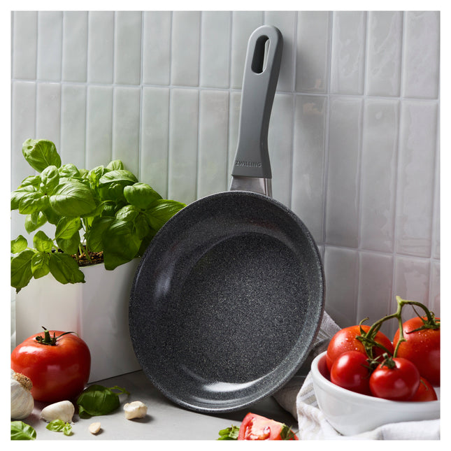 ZWILLING Parma Plus Ceramic 20 cm / 8 inch aluminum Frying pan