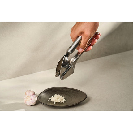 ZWILLING Pro Garlic press 18/10 Stainless Steel