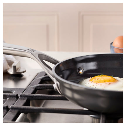 ZWILLING Motion Ceramic 20 cm Aluminum Frying Pan – Black