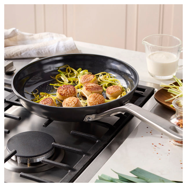 ZWILLING Motion Ceramic 26 cm / 10 inch aluminum Frying pan