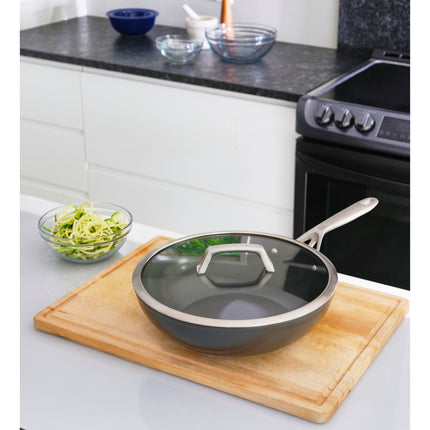 ZWILLING Motion Ceramic 30 cm Aluminum Wok with Lid – Black