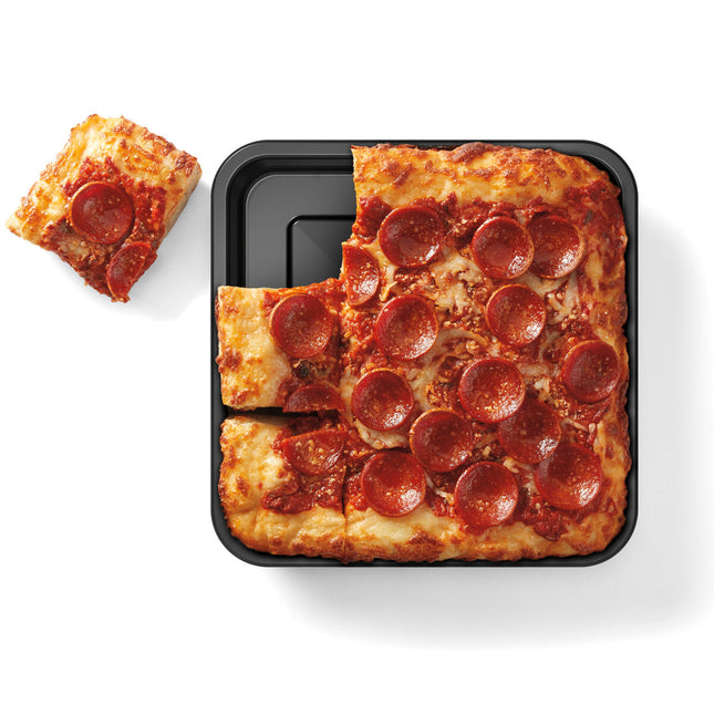 Cuisinart Deep Dish Pan