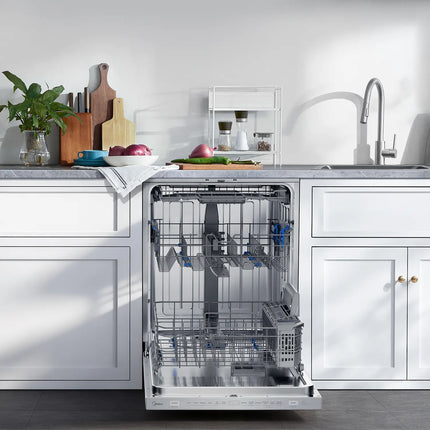 Midea 24" Top Control Dishwasher with STRAWash™