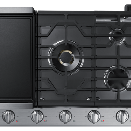 Samsung 30" 5-Burner Smart Gas Cooktop with 22K BTU Dual Power Burner + Griddle & Wok Grate - Stainless Steel