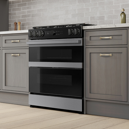 Samsung 6.3 cu.ft. Gas Slide-In Range with Flex Duo™